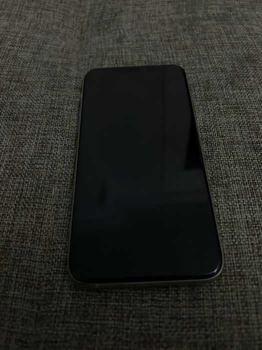 продаеться звонить писать на вацап iPhone 11pro