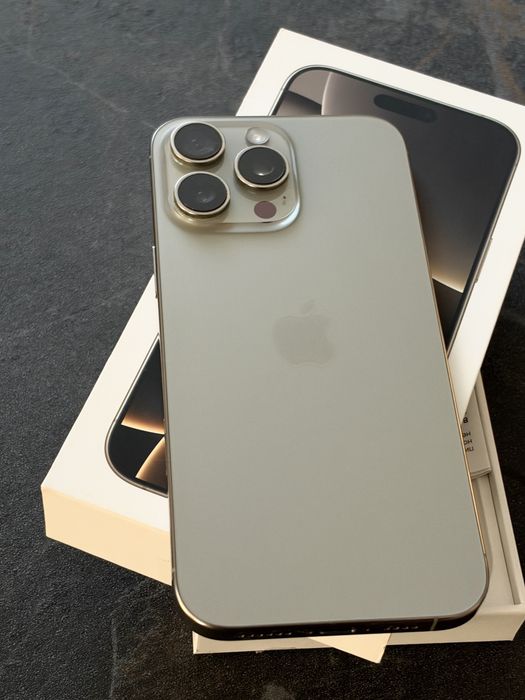 iPhone 16 Pro Max, 512 GB– касова бележка от Технополис, подарък калъф