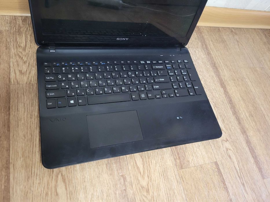 Sony SVF152 корпус
