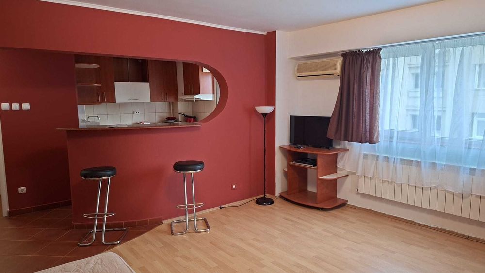 Garsoniera de inchiriat, Splaiul Unirii, Camera de Comert