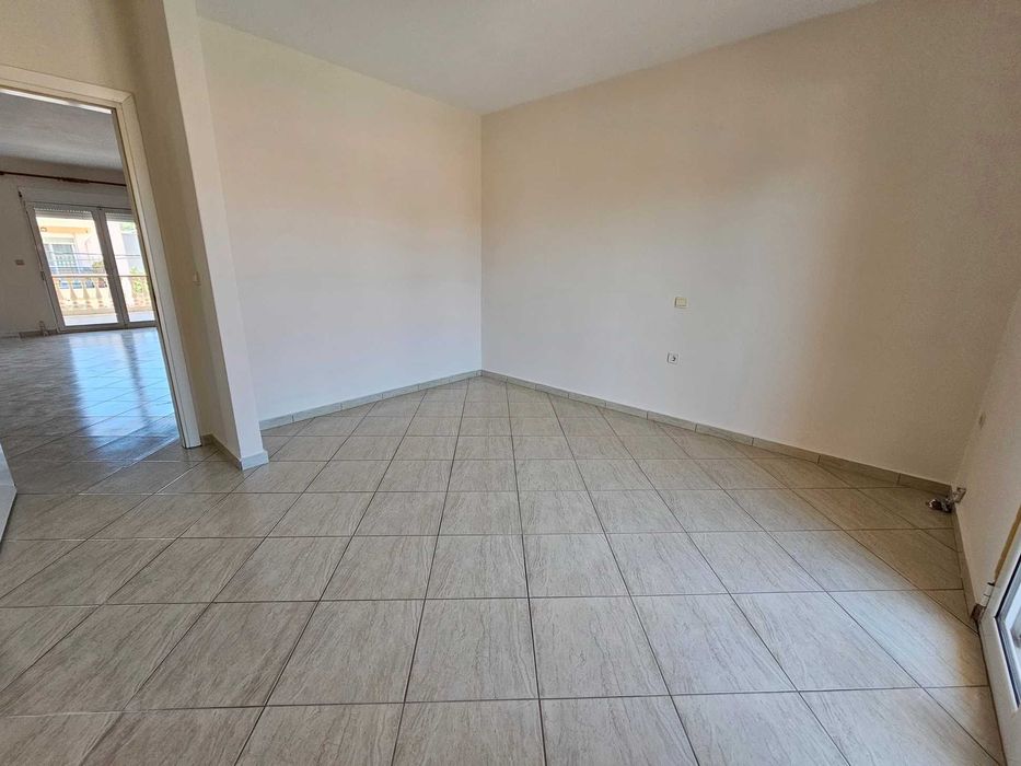 ПРОДАВА се апартамент 115кв.м. Nea Peramos на Кавала (код 8030)