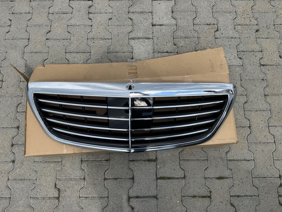 Оригинална предна решетка за Mercedes S class w222