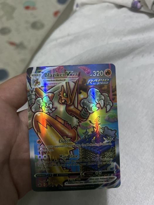 Cartonaș Pokemon Blaziken Vmax Rainbow foarte rar