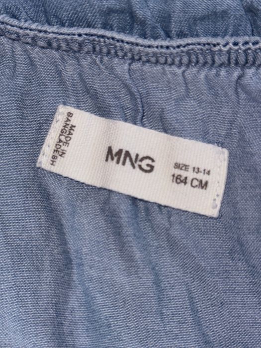 Ефирен деним топ с паднали рамене Mango