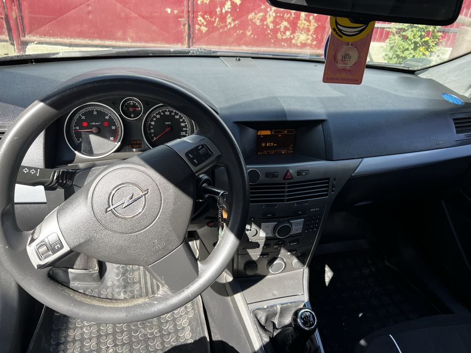Opel Astra H 1.9