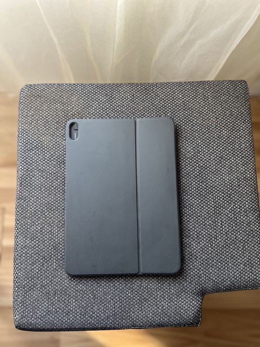 Vând tastatură iPad Pro. Smart Keyboard Folio.