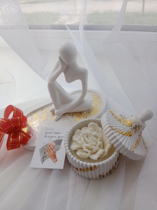 Тойбастар изделия из гипса