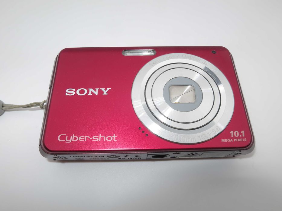 Sony Cyber-shot DSC W180 червен ултра компактен фотоапарат, малка цифрова камера, в отлично състояние, пълен комплект, тествана и работи перфектно