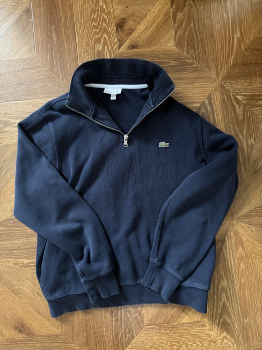 Полузамок Lacoste