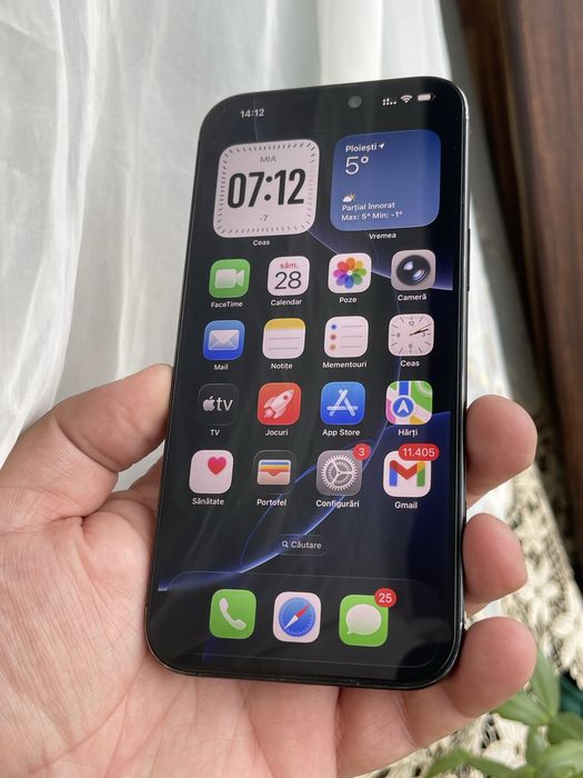 iPhone 16 Pro Max / 1TB 1024GB / Black Titanium