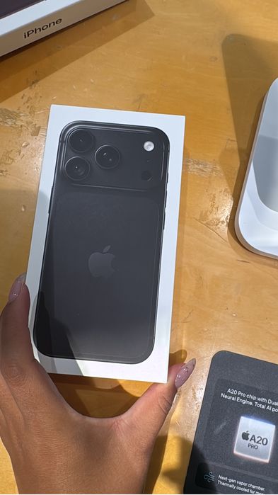 Iphone 18 pro 512gb, черный из Дубай