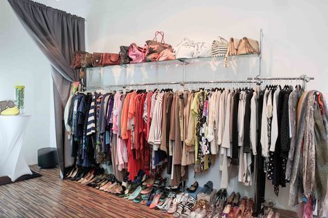 Loturi de haine calitatea întâi second hand și noi