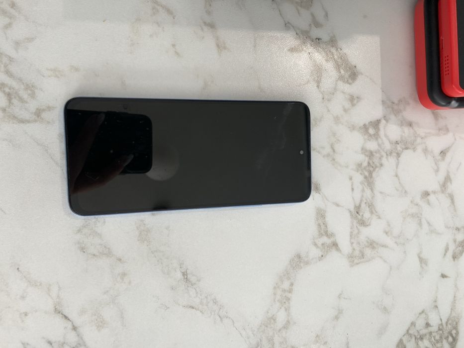 Редми 12  в хорошем состоянии