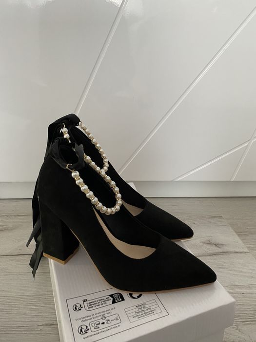 pantofi eleganti noi marimea 35