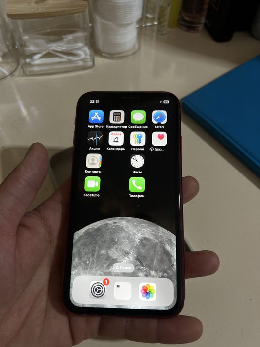 Айфон хр 64 гб срочно 25000