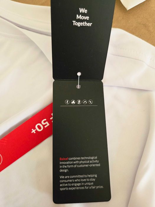 Tricou protecție solara, nou cu etichetă