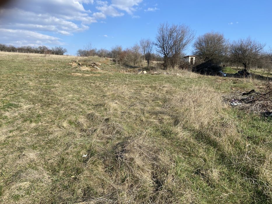 Парцел УПИ - за продажба