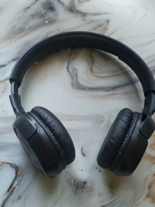 Наушники JBL TUNE