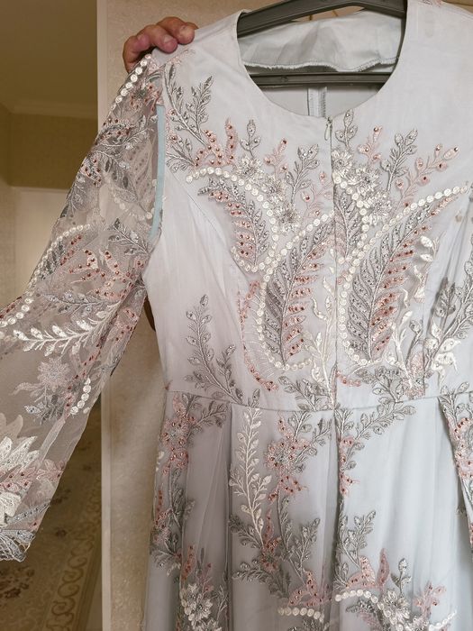 Красивые платье вечерние