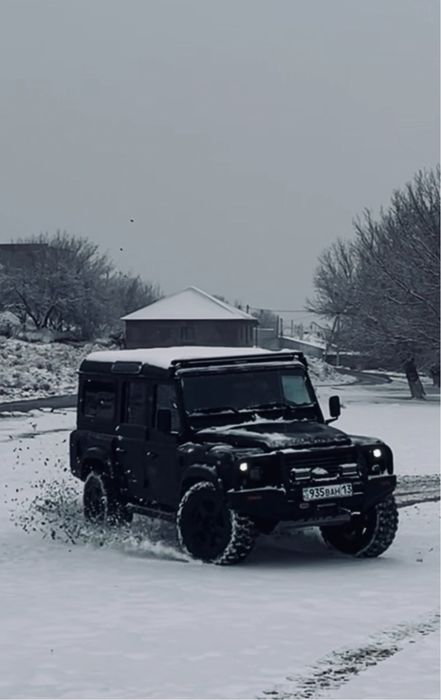Land rover defender