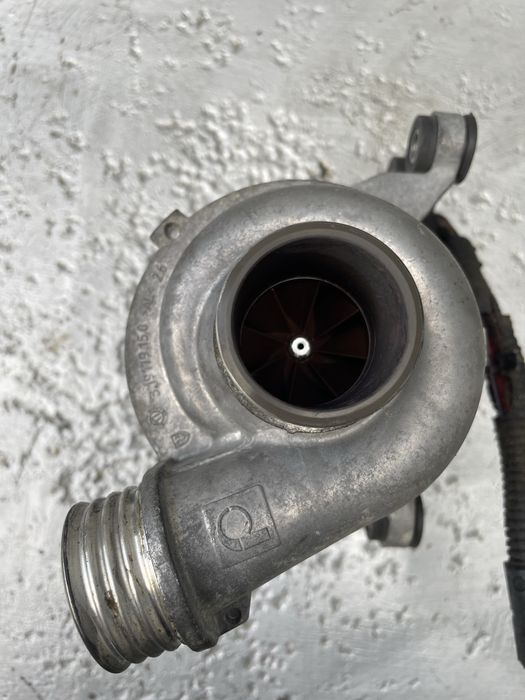 Водна помпа БМВ Н55 (vodna pompa bmw n55)