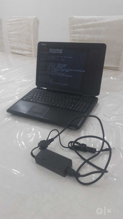 Ноутбук asus сотилади