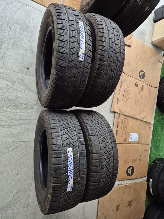 Vând cauciucuri 235/65/16 C M+S 2și2 imp Germania