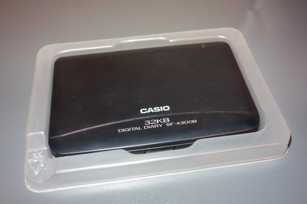 Дигитален дневник Casio Digital diary SF-4300B