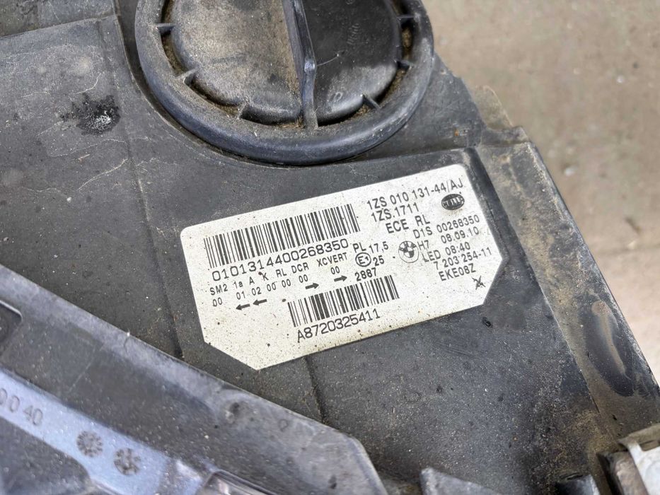 Far / Faruri BMW Seria 5 F10 F11 Complete Xenon Anglia Adaptive Originale Oem