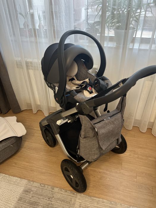 Продам Stokke Trailz