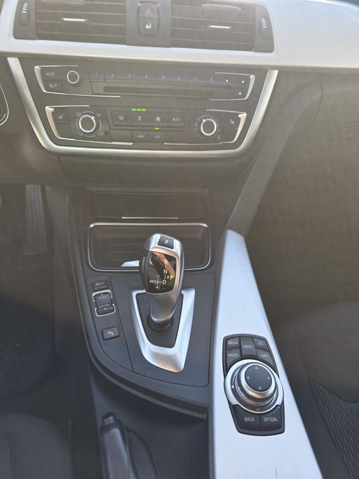 BMW Seria 3 320 F30