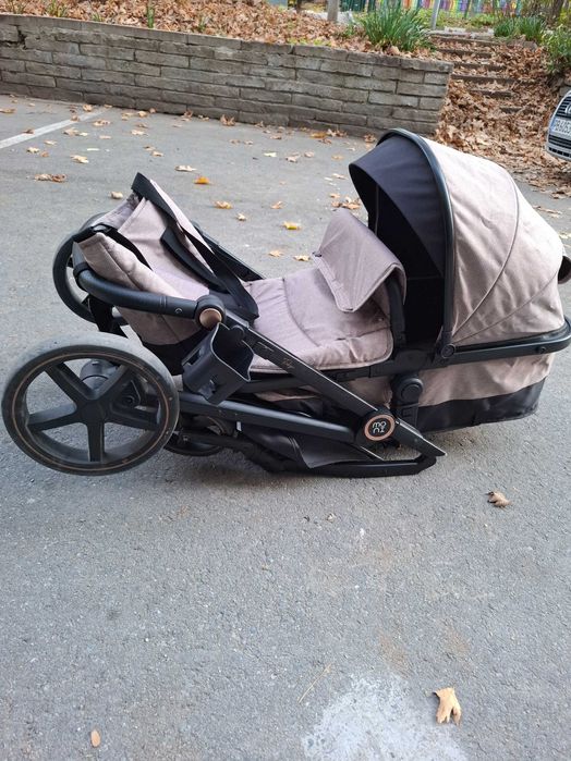 Бебешка количка Moni Tokyo