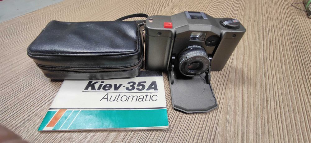 Фотоапарат КИЕВ 35А