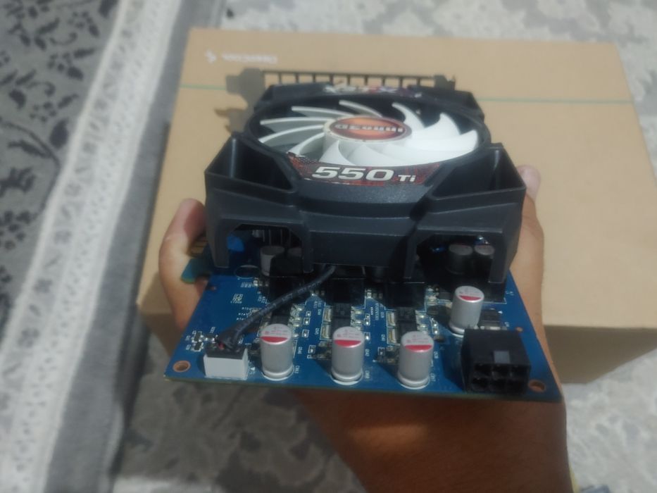 Inno3D GTX 550 ti GDDR5 192bit 1024Mb 1Gb