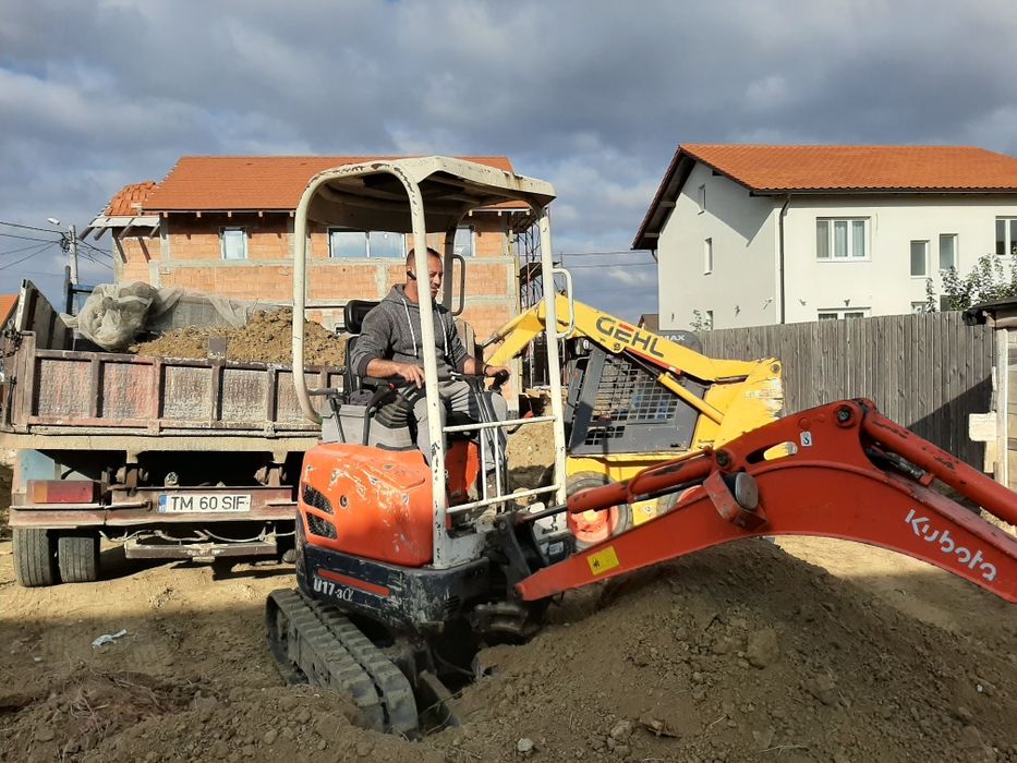 Miniexcavator si bobcat