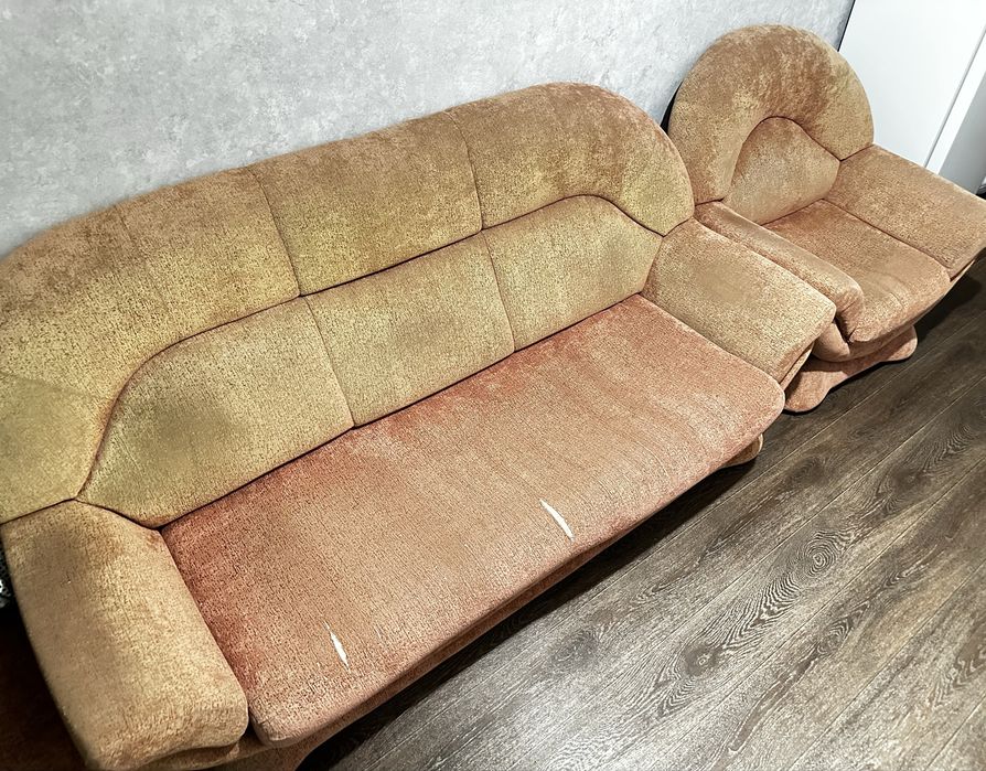 Продам мягкий уголок