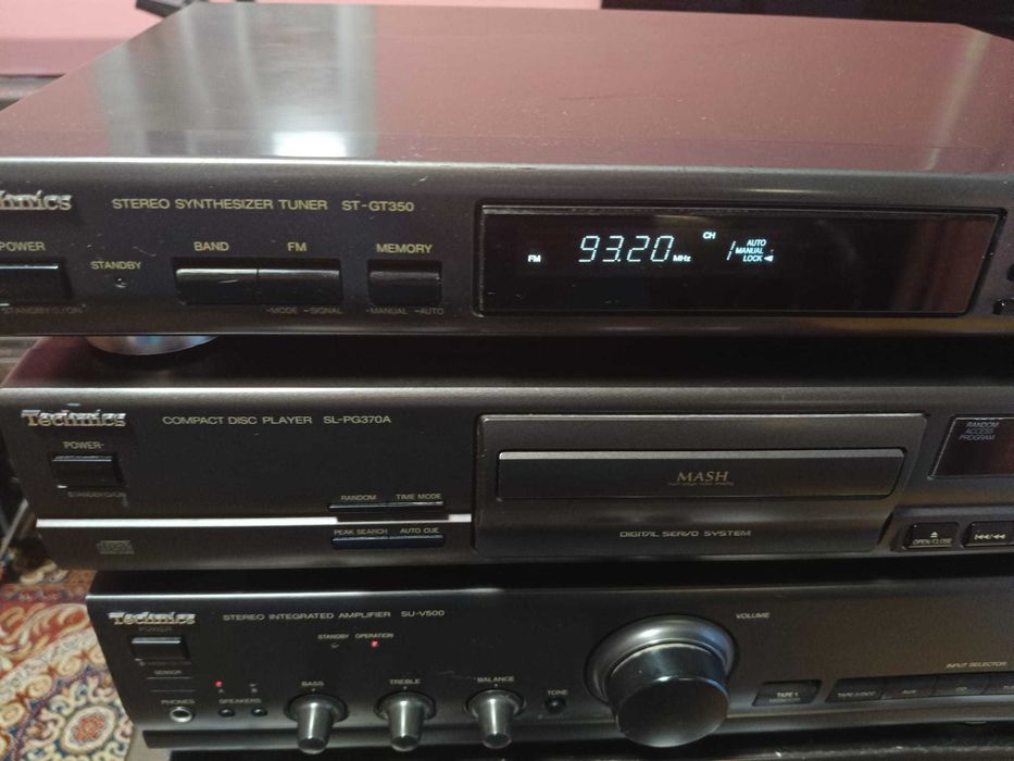 Linie Technics SU-V500, SL-PG370A, ST-GT350