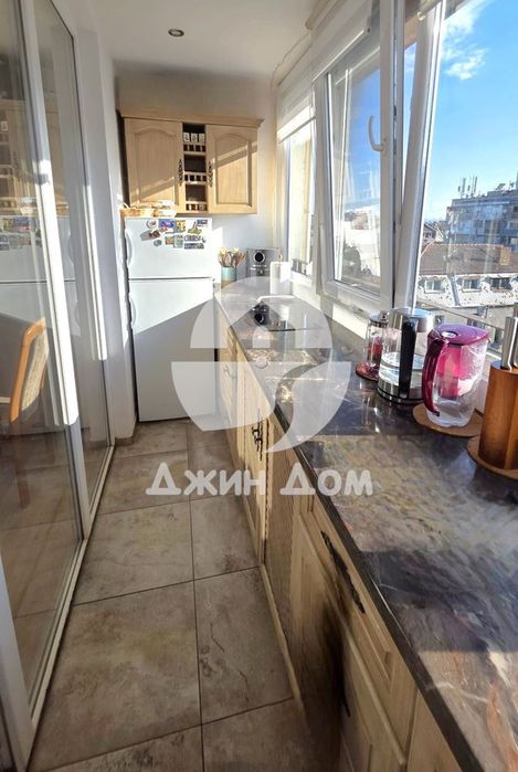 Продава се Двустаен апартамент в Бургас, Възраждане - 73 кв.м за 2261 €/кв.м - Снимка #5