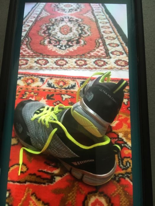 Vand adidasi northface