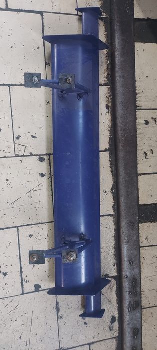 Сполер Антекрыло