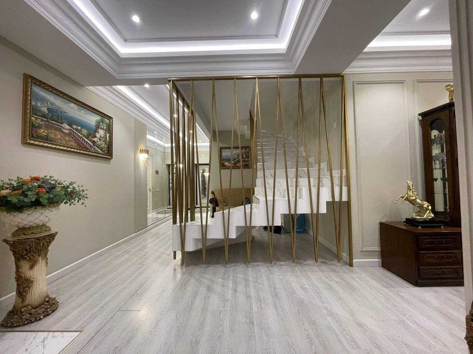 Двухуровневая квартира для большой семьи | 192 м²
