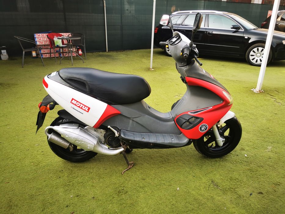 Scuter Benelli pe benzina/49cmc /Inmatriculat