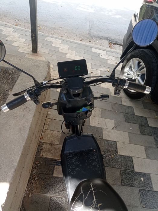 Скутер продается