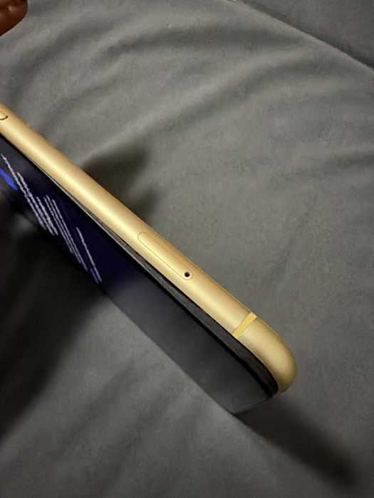 Iphone xr 70% акумулятор