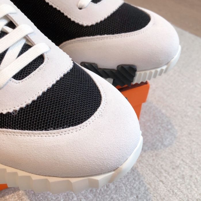 Adidași Hermes Bouncing