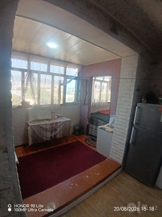 Дом прадаётся, уй сотилади 3 хона 80 квадрат хамма шароитлари бор