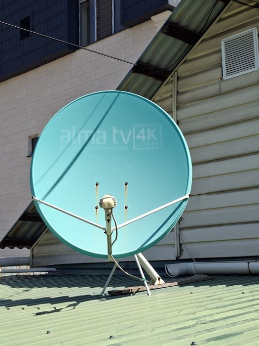 Спутниковая тарелка Алма тв Alma tv с приставкой и пультом