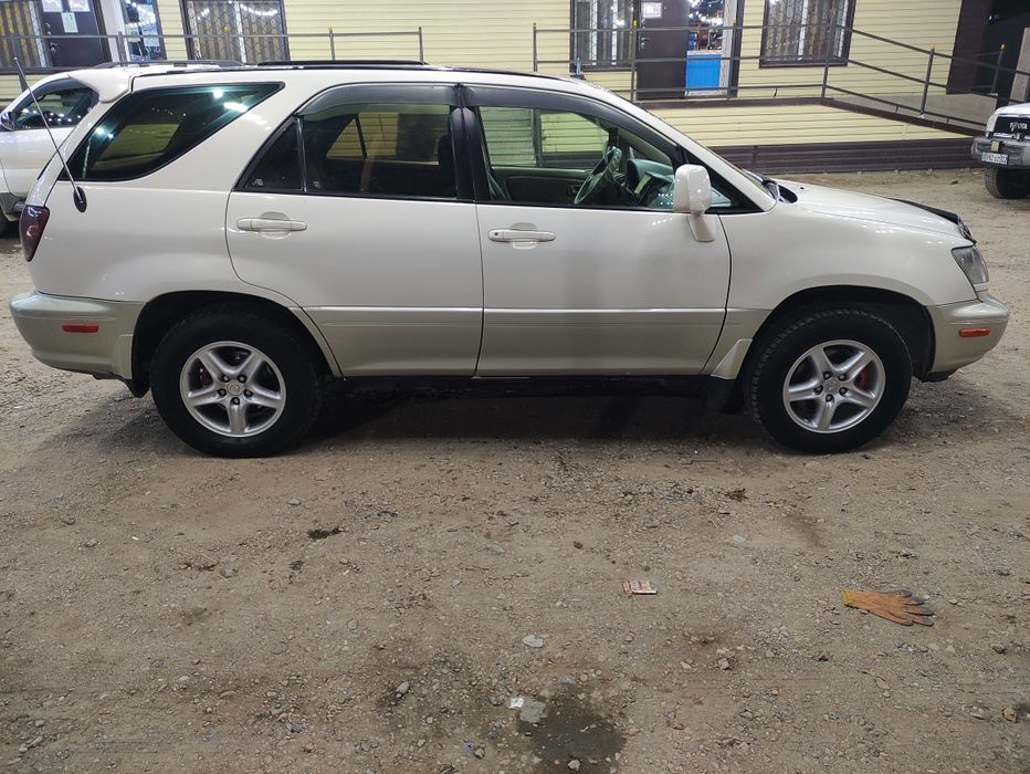 Продам Lexus Rx300