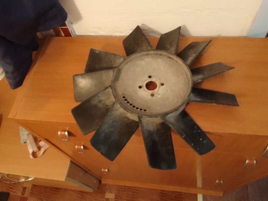 лопасть, винт, пропеллер.