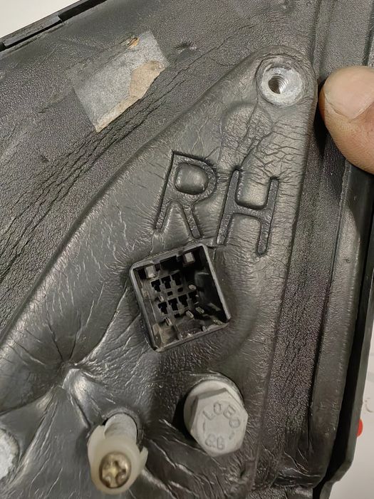 Дясно огледало Kia Carens / Киа Каренс 2003